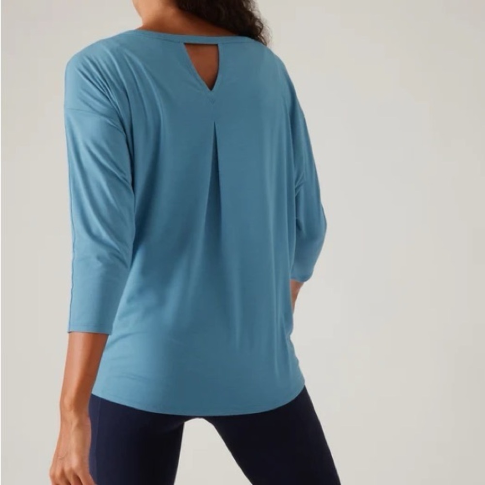 Athleta Ease-In Top w/ Dolman Sleeves, Keyhole Back in Teal Blue, Size X-Small